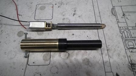 lifting ram closed.jpg