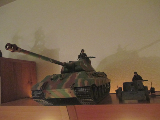 1:18 Pak 40 to 1:16 HL King Tiger comparison