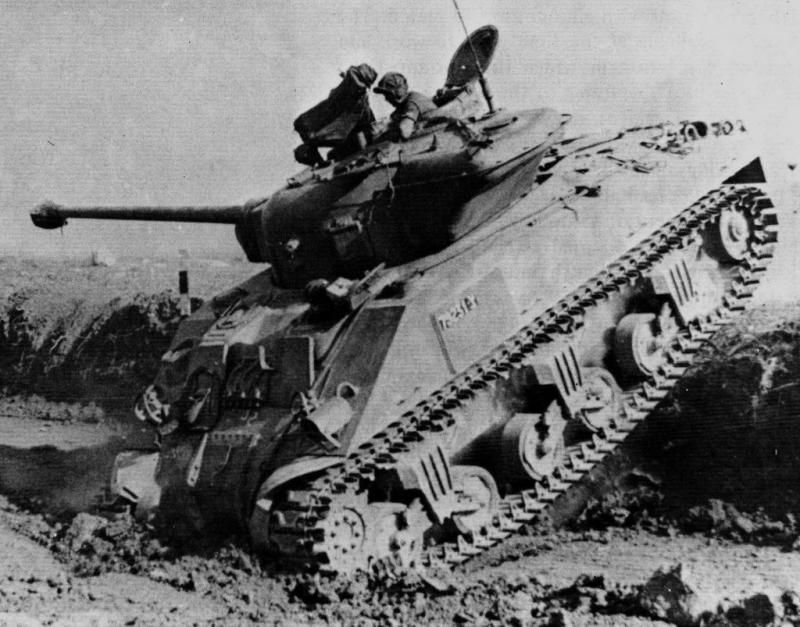 IDF Super Sherman_M-50_01.jpg