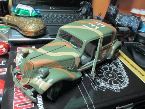 Serious paint