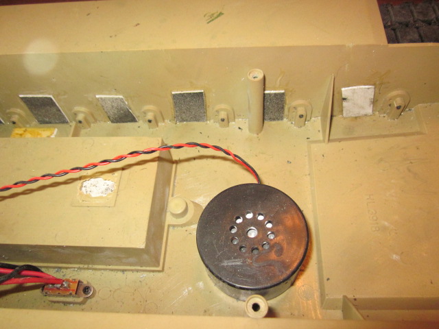 HL hull  gunk covers on inside of hull 003.JPG