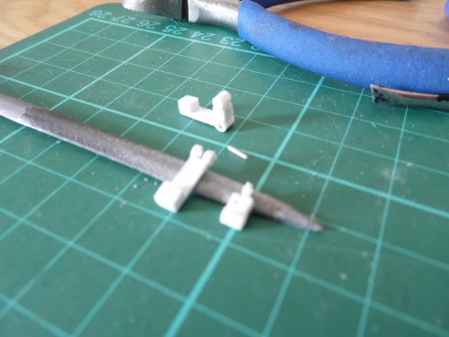 Hinges must have broke about twenty times! Need to get better glue.