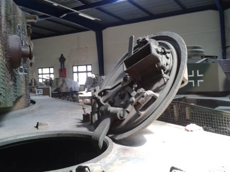 Drivers's hatch on the Saumur Tiger 1 showing how it swings open past the vertical.jpg