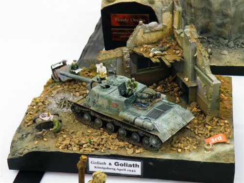 Goliath & Goliath Konigsberg April 1945 by Arthur - Bronze.jpg
