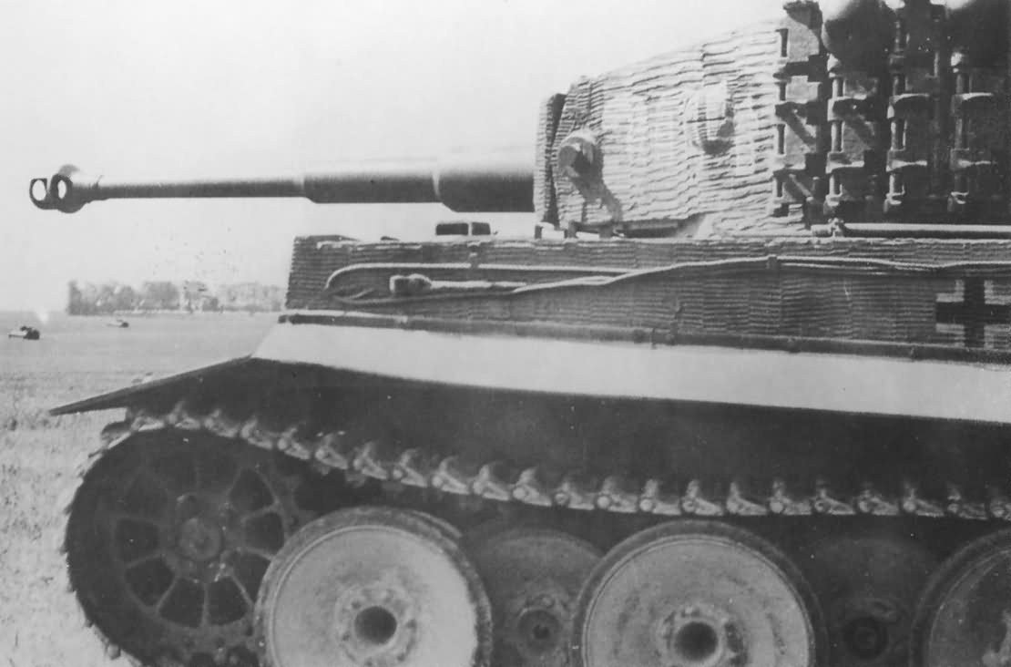 A larger view of the same Tiger whilst on exercises in France prior to D-Day.jpg