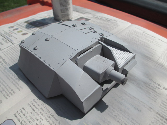 The resin came in pre primered but a second coat of the excellent Tamiya primer makes sure...