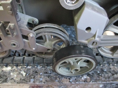 Replacement road wheel vs the split version for the resin tracks.