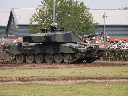 Military Vehicle Photos - FV4034 Challenger 2.jpg