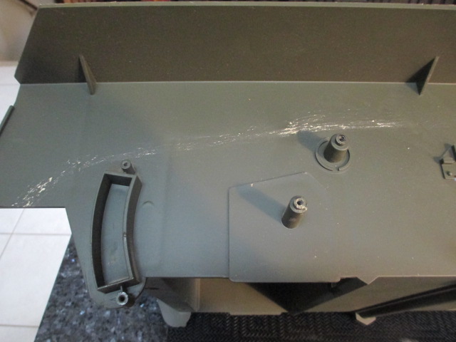 Tread wear marks.  The entire set of running gear could stand some shimming.