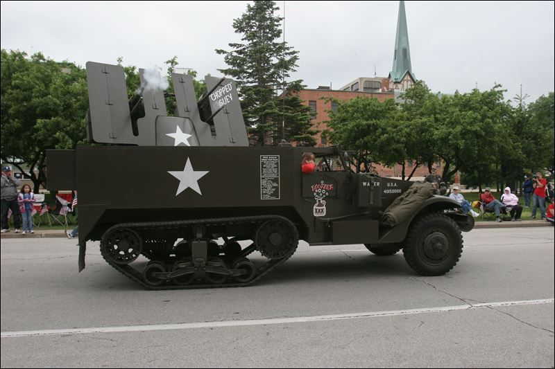 Memorial-Day-Parade-Toledo-15.jpg