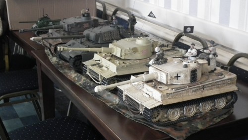 first anniversary meet (l).JPG