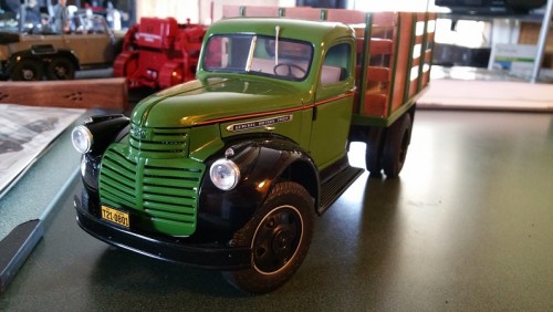 Fantastic 1.16 truck for dioramas