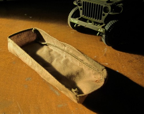 missle jeep canvas cover 002.JPG
