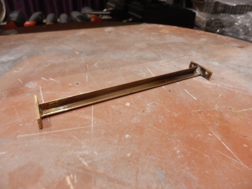 hull securing cross member