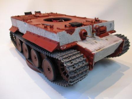 With the wheels and tracks back on my Tiger is starting to look more business-like and - I hope - more like the real thing.jpg