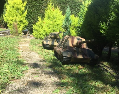 Sun and shade, effective camo