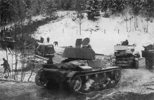 T-26s grinding and clanking into action..or inaction