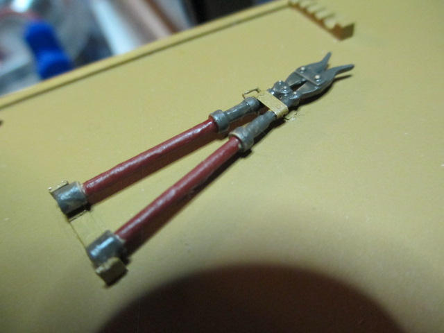 Cutters closeup with combo Tamiya and ABER mounting points