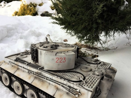 Sherman Firefly vs Tiger