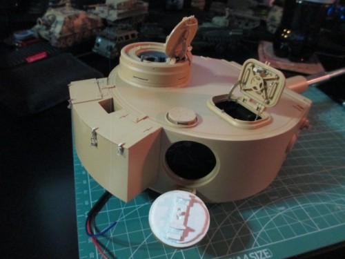 and a couple of coats of interior flats and some edging in Dunkelgelb