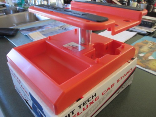 Trays for small bits are molded in and the upright is a solid piece of aluminum.