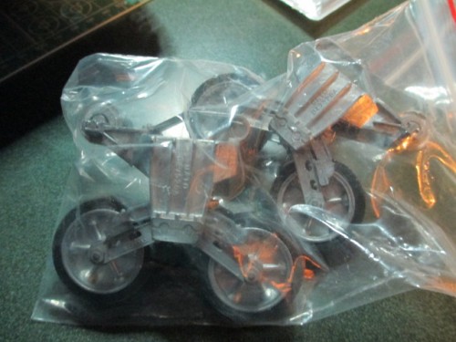 A couple of new bogies from Jackalope.  I've yet to find the broken one so they may go into spares.