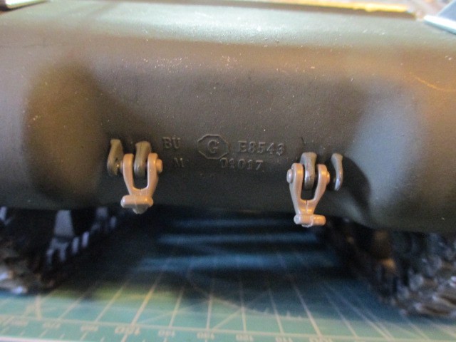 Rounded up a couple of Tamiya sets for the front tow shackles