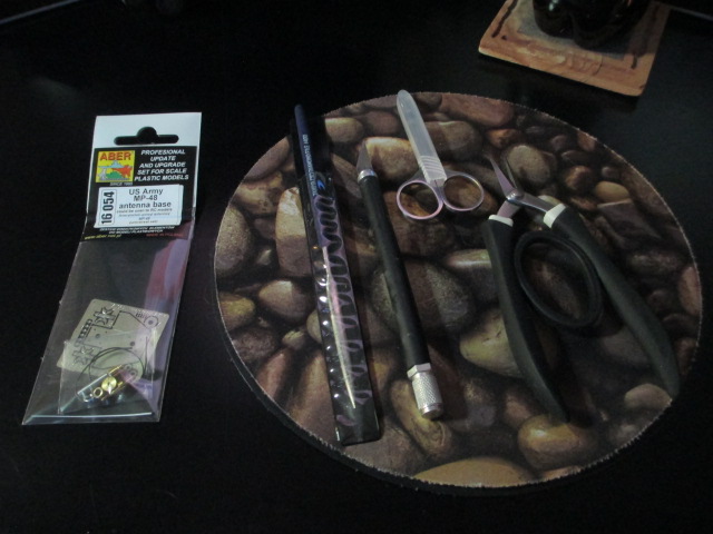 Beginning on the antenna mount...