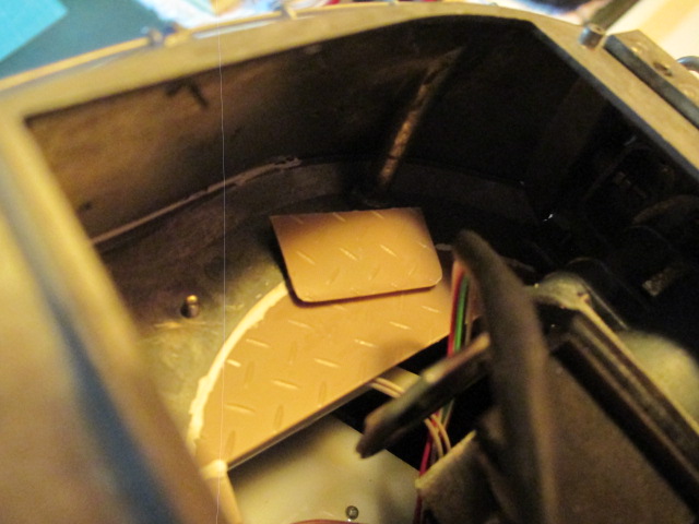 Another angle showing the short rise of the piece.