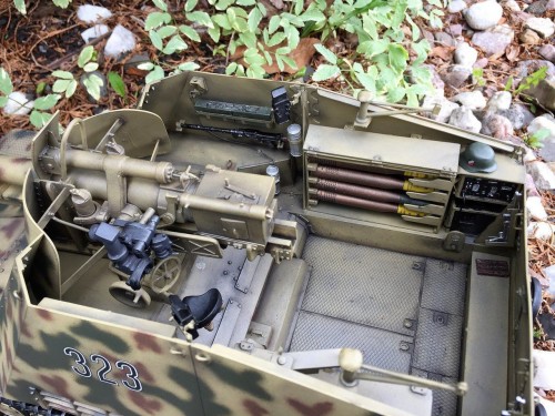 Juckenburg 1/16 scale Nashorn tank destroyer interior