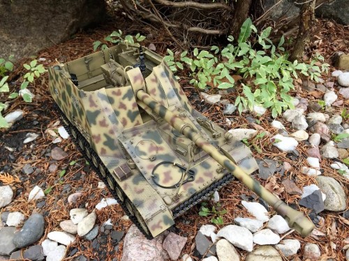 Juckenburg 1/16 scale Nashorn Panzerjager