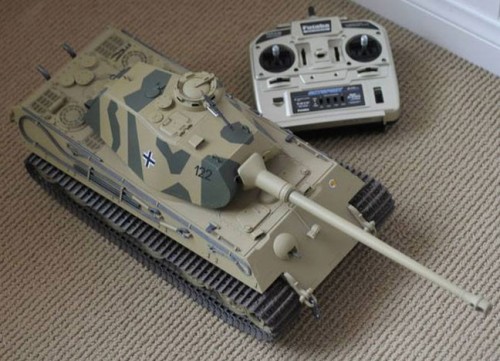 Tamiya full option Tiger II with &quot;what if 1946 paint&quot; :)