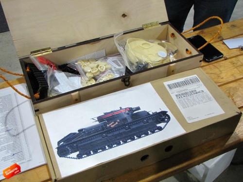 T-28 tank model set in 1:16scale