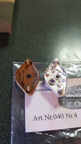 Taigen transmission plate and the new Schumo piece.