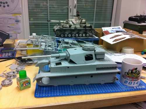 Trumpeter PzIV ausf H getting a heart transplant
