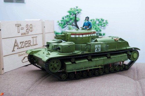 424.jpg (224.04 KiB) Viewed 5009 times ?-28 1936 with KT28 gun (by Ilgar Ismailov) and model kit