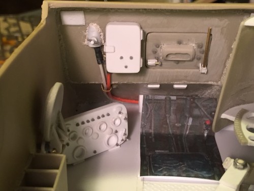 M7 Priest driver position