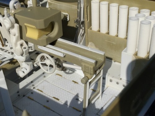 M7 Priest gun locking mechanism