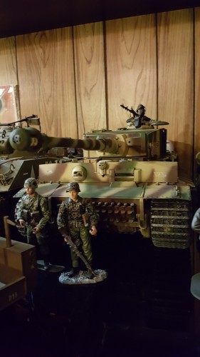 Some late war infantry support shows up.