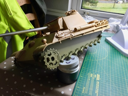Tamiya Panther ausf G with chassis painted dunkelgelb