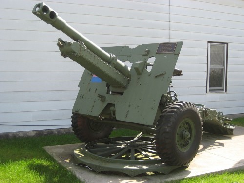 1200px-25_Pounder_Gun.JPG