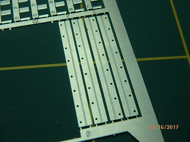Bottom fender braces