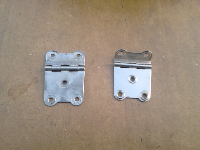 Rear box hinge