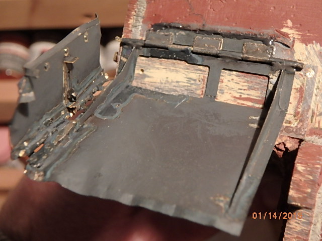 PORT SIDE FENDER MOUNTED.