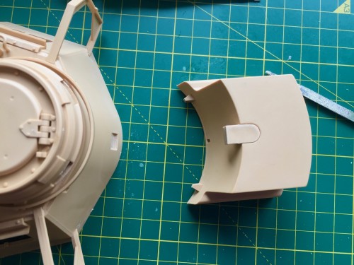 Tamiya Pz IV storage box support lug