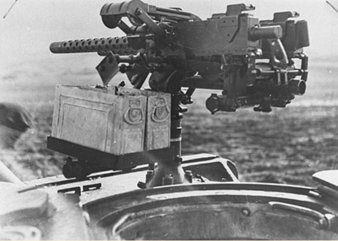 Double Browning gun mount.