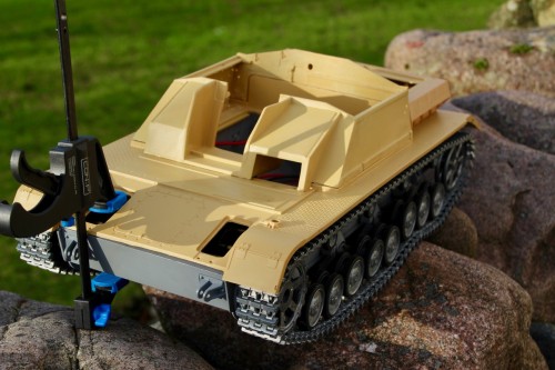 StuG IV front with with clamp support
