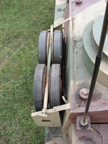 StuG IV- Spare wheel container- mounting details