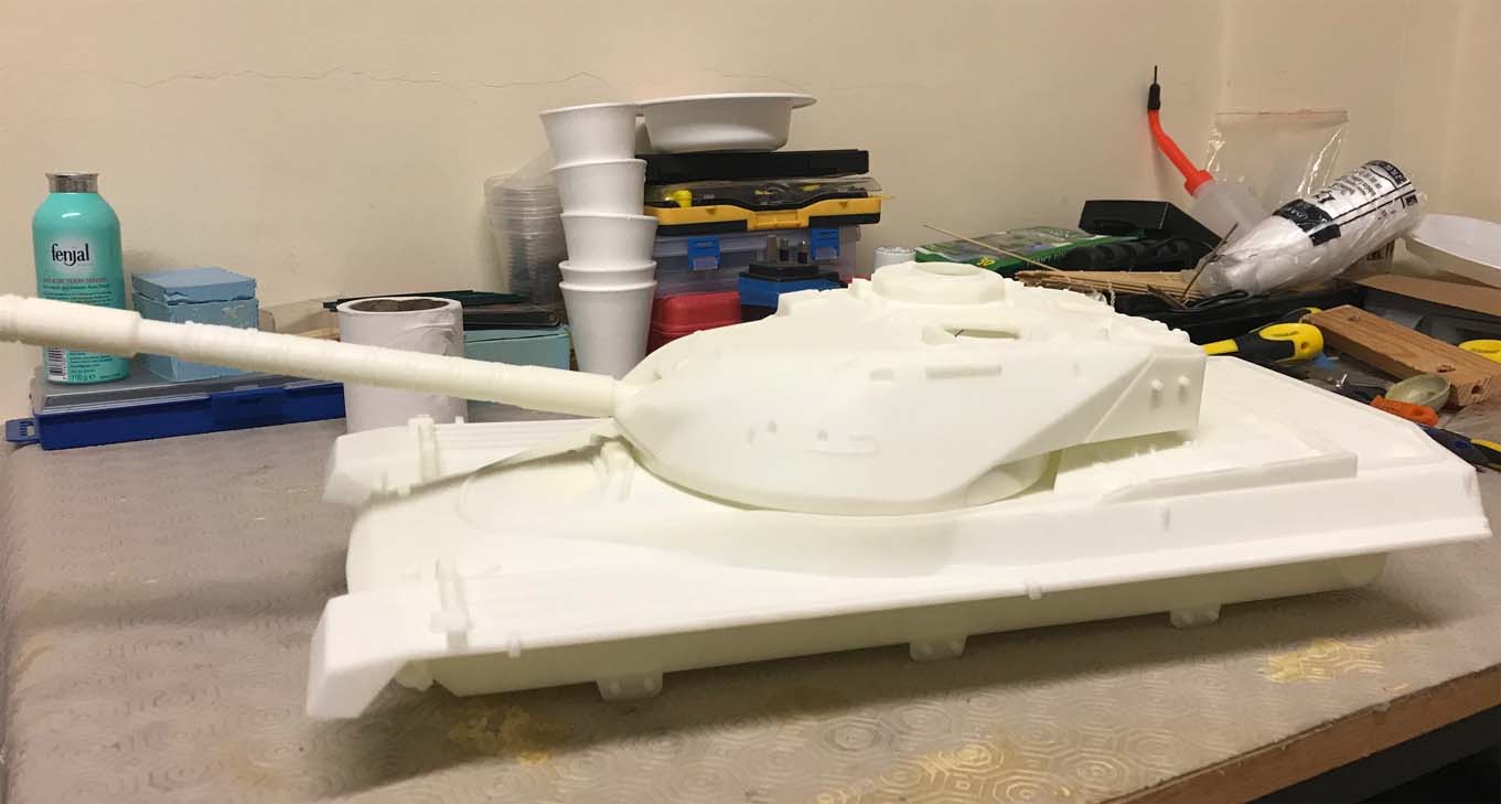 Chieftain in 1/16 scale- BB firing