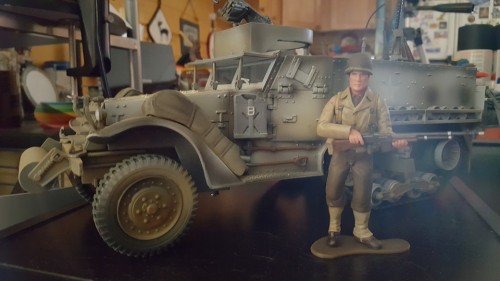 Surprise Halftrack!.jpg